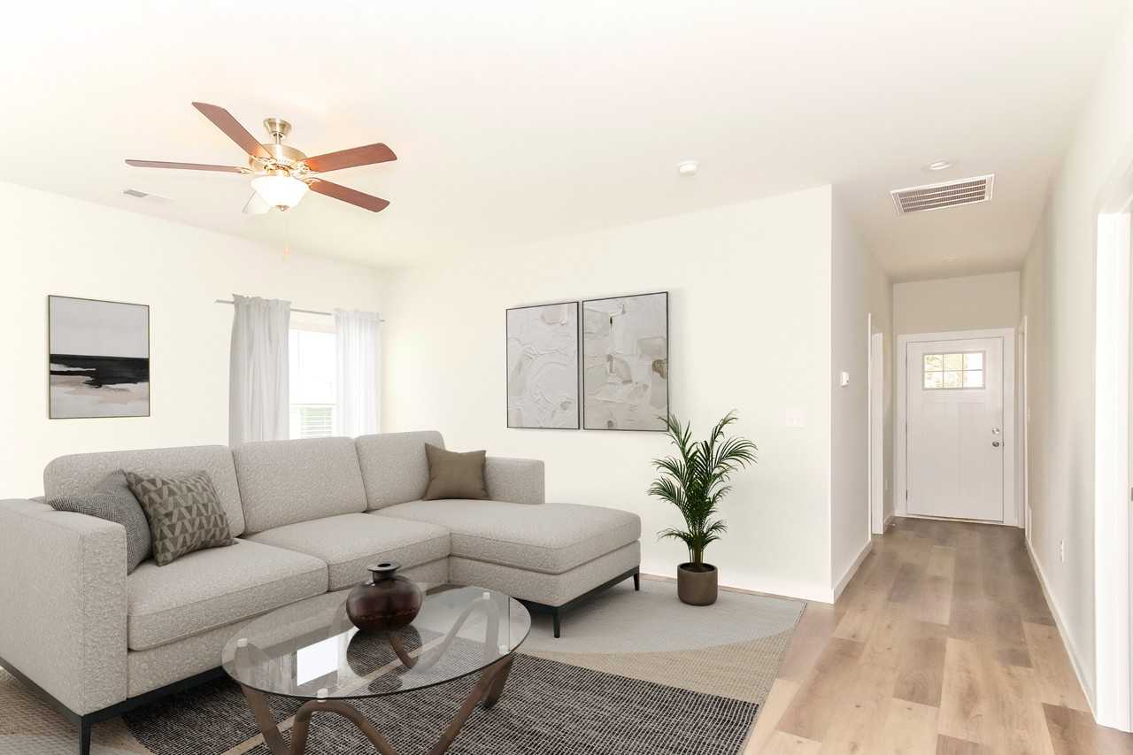 812 Cantwell St - Photo 5 of 15