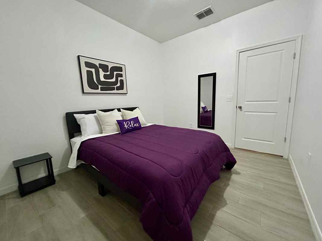 699 W Kaley St - Photo 4 of 17