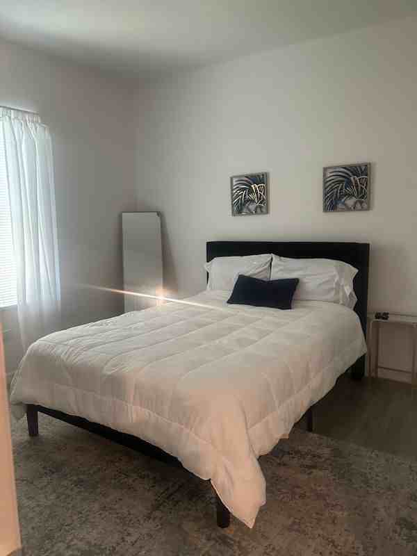699 W Kaley St - Photo 6 of 17