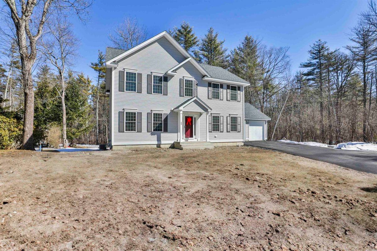 22 Reeds Ferry Way - Photo 3 of 50