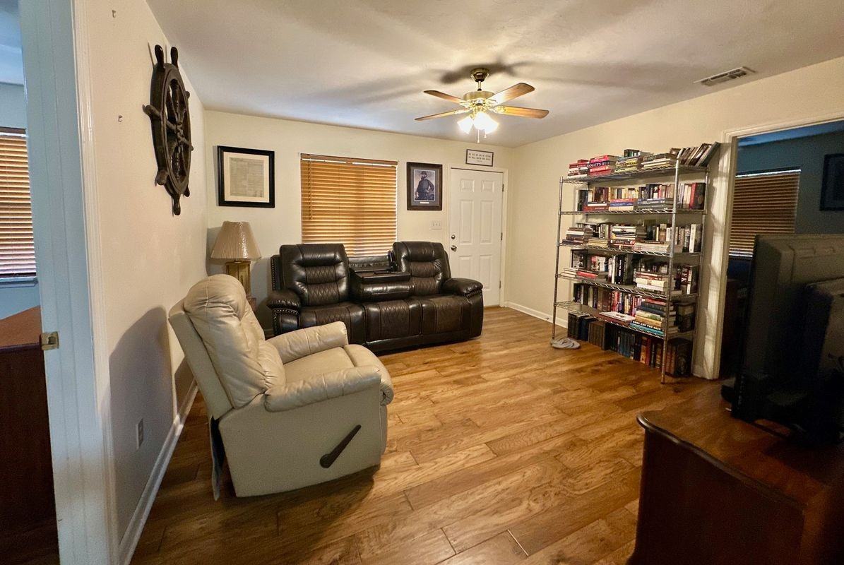 54 Hardwood Hollow Rd - Photo 4 of 19