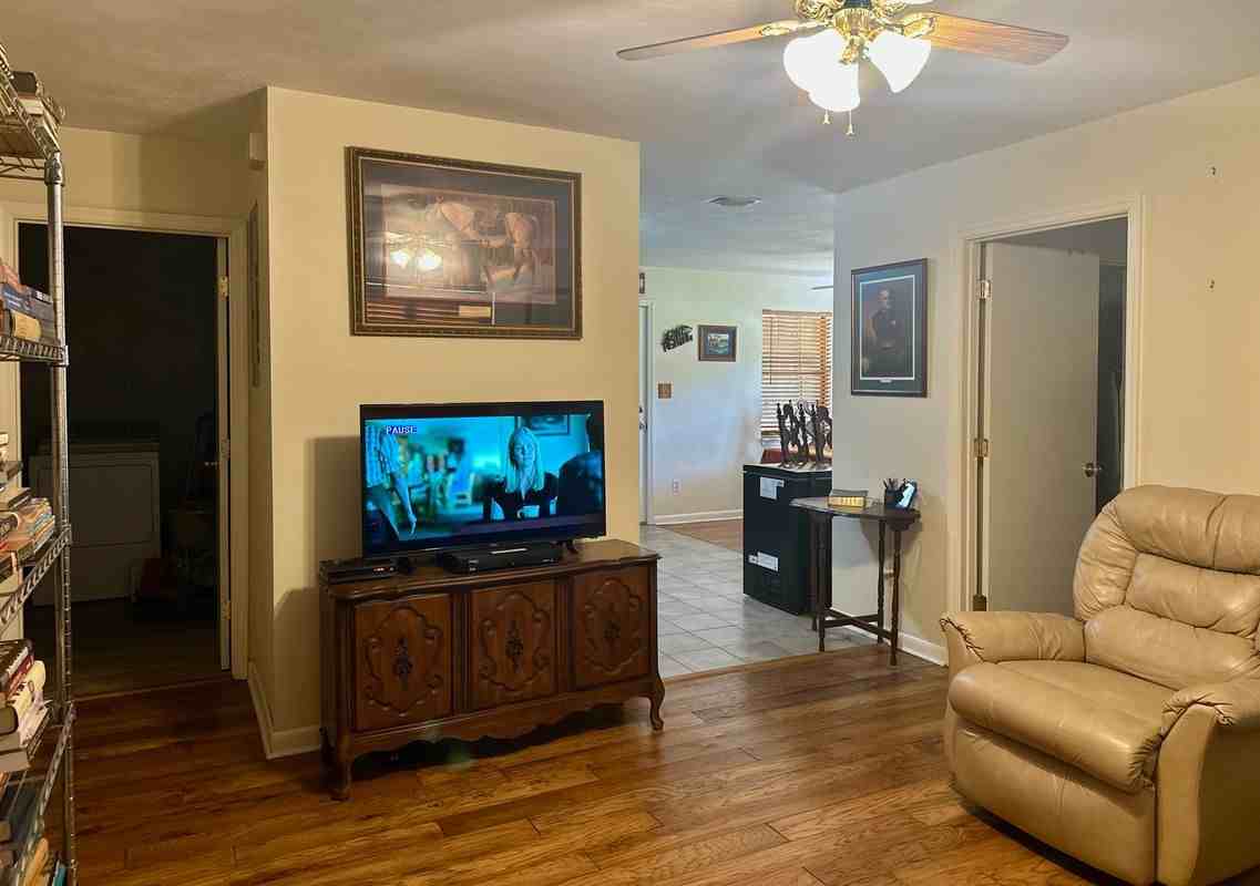 54 Hardwood Hollow Rd - Photo 7 of 19