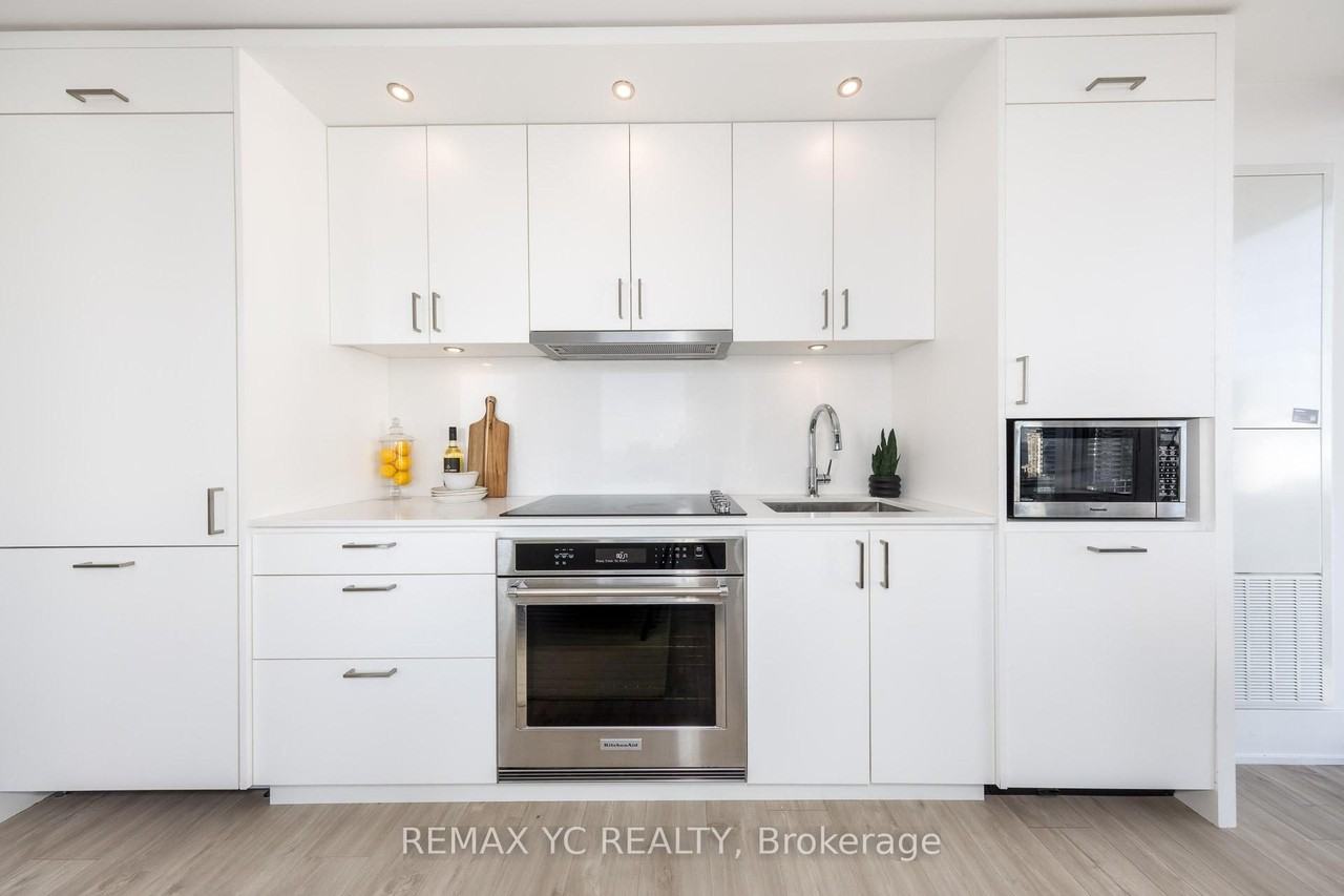 470 Front Street West - Photo 14