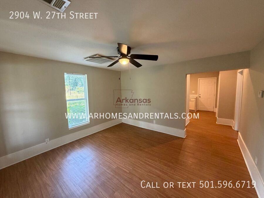 2904 W 27th St - Photo 3 of 13