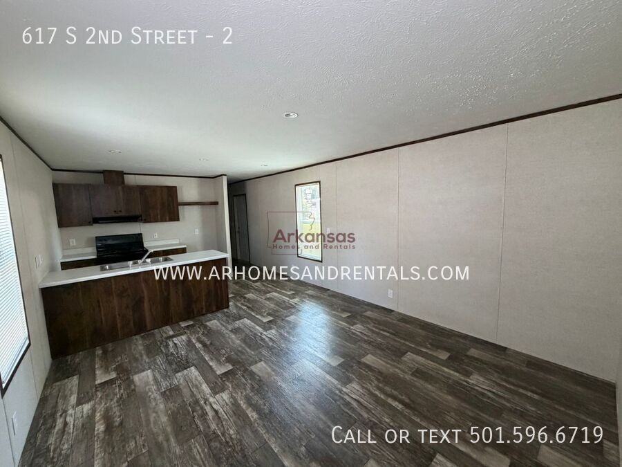 617 S 2nd St #2 - Photo 3 of 13