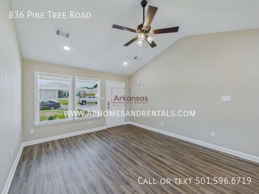 836 Pine Tree Rd - Photo 2 of 20