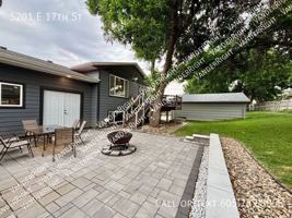 featured image of 5201 E 17th St