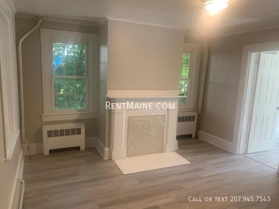 85 Cedar St - Photo 4 of 14