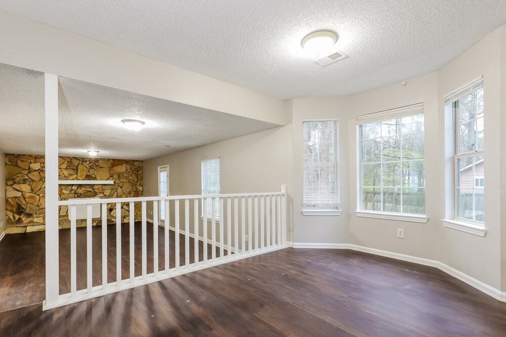 1367 Misty Ridge Ct - Photo 6 of 17