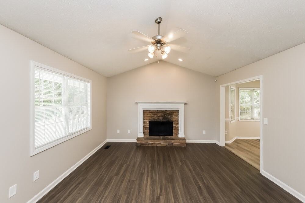 222 Fairview Oak Pl - Photo 7 of 21