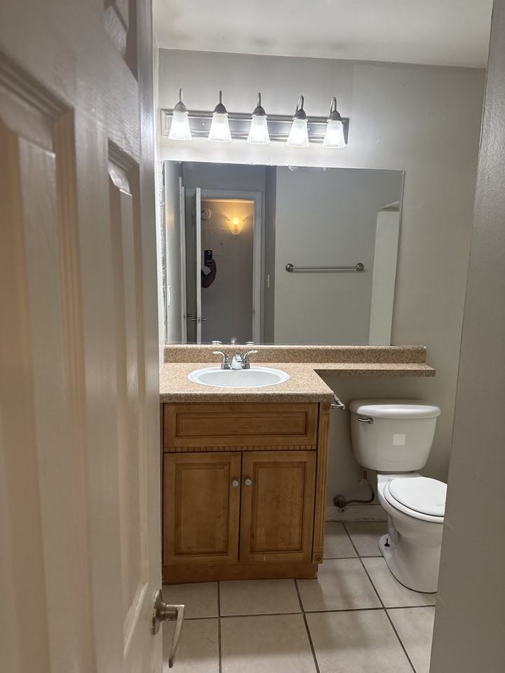 1695 Lee Rd #C210 - Photo 3 of 16
