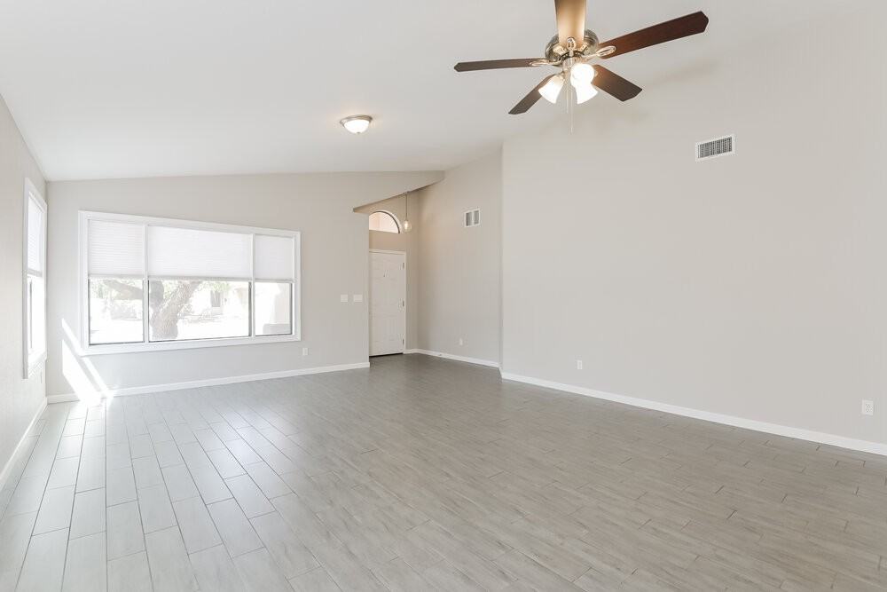 8868 N Hersey Way - Photo 5 of 19