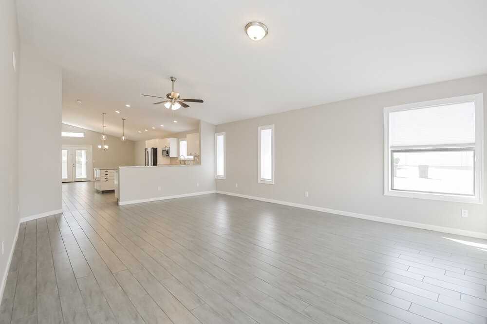 8868 N Hersey Way - Photo 6 of 19