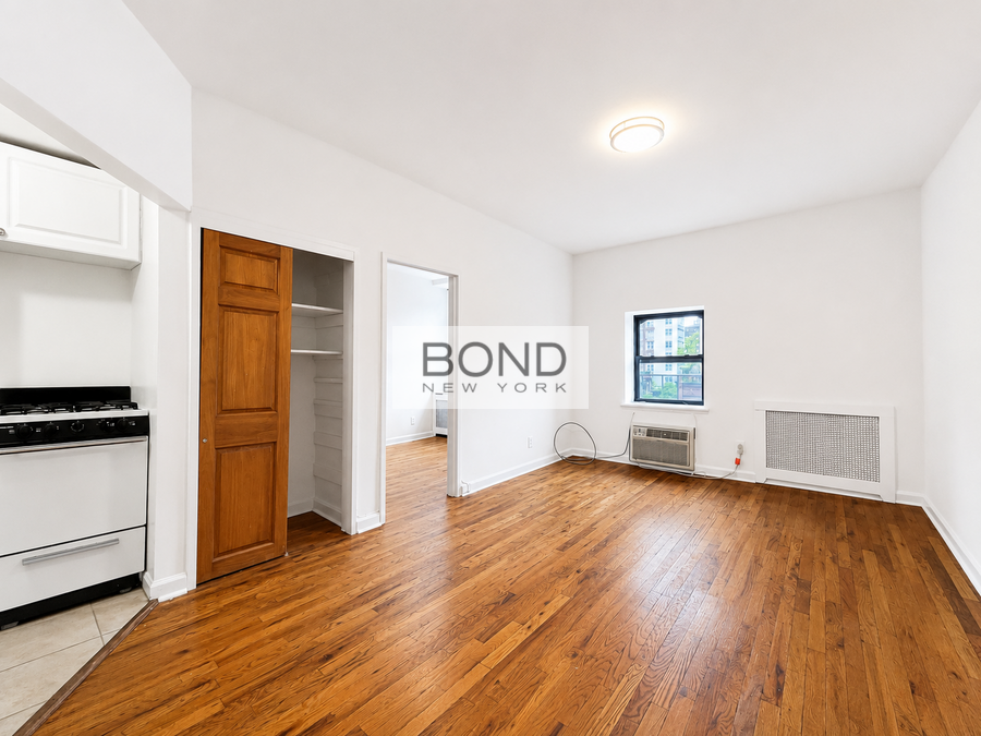 67 W 73rd St #B - Photo 2 of 7