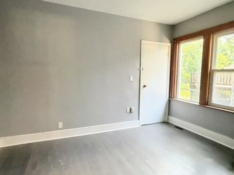 693 Partington Ave #MAIN - Photo 6 of 10