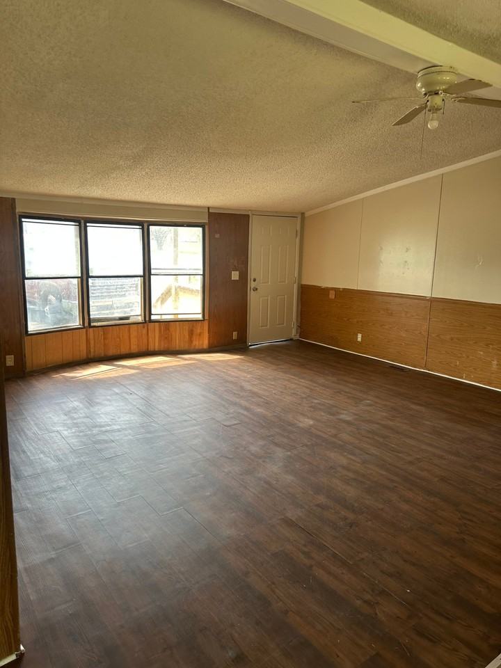 346 Crescent Creek Ln - Photo 2 of 9