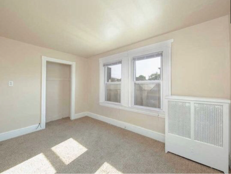 104 E Pine St - Photo 2 of 8