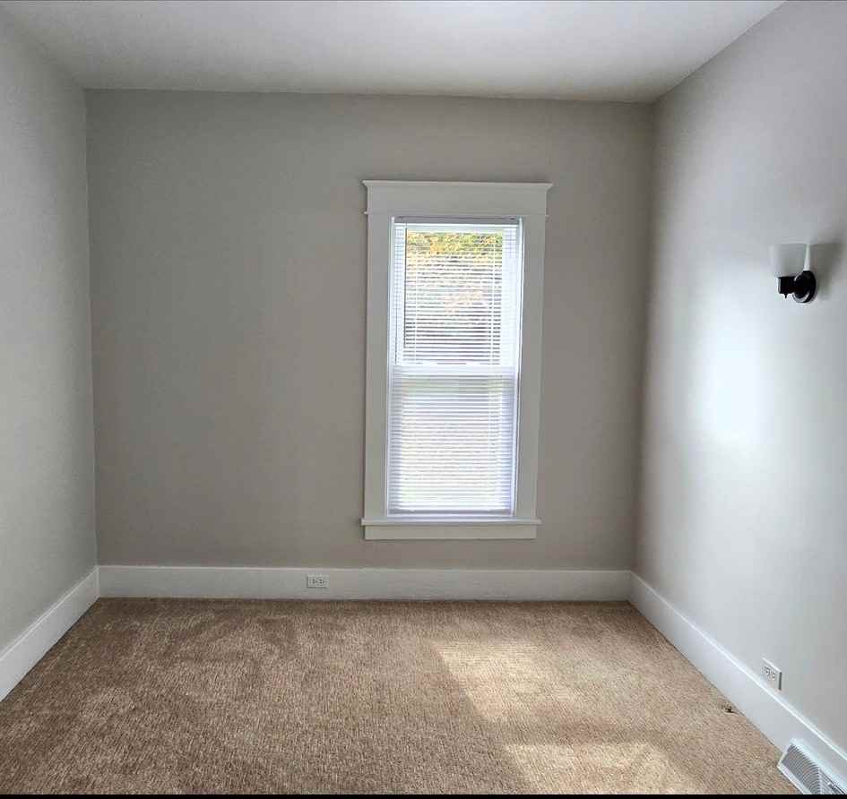 820 Cranberry St - Photo 5 of 12