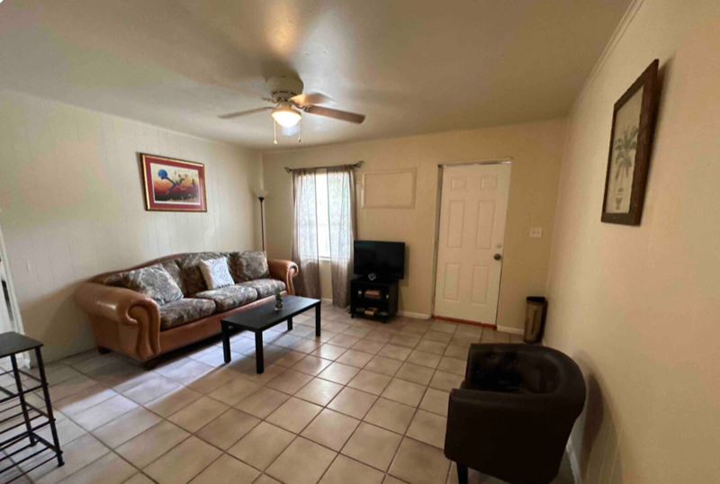2053 Nw 36th Ave - Photo 7 of 11