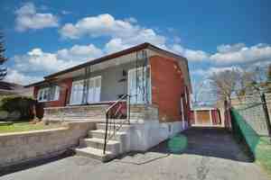 featured image of 2138 Saunderson Dr