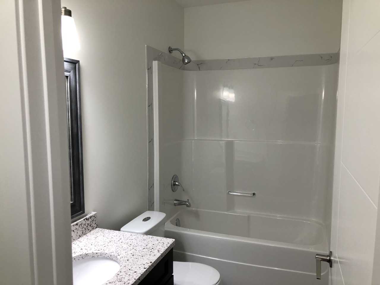2 Bedroom | 1 Bathroom | Lower Unit 231 McArthur Crescent - Photo 7 of 23