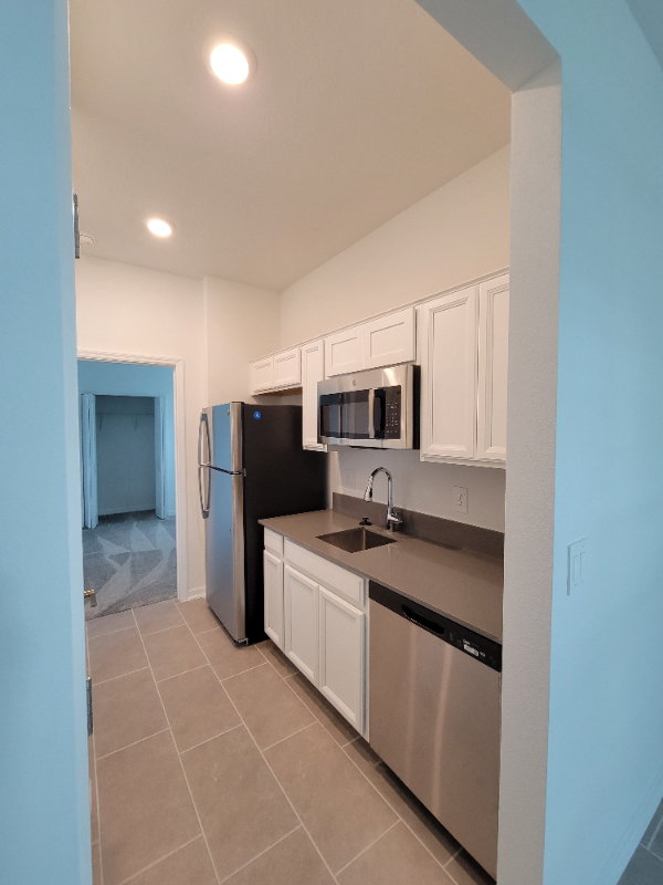 1 Magnolia Ave - Photo 4 of 7