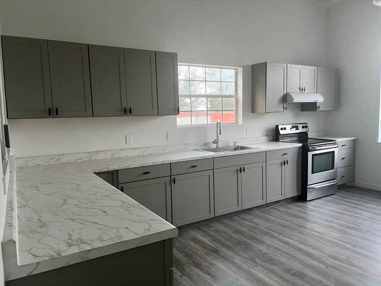 425 Weber Hoese Ln - Photo 6 of 14