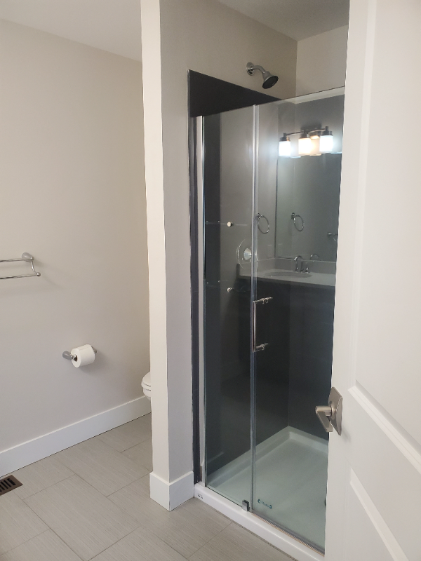 301 River Park Ave #201 - Photo 5 of 11