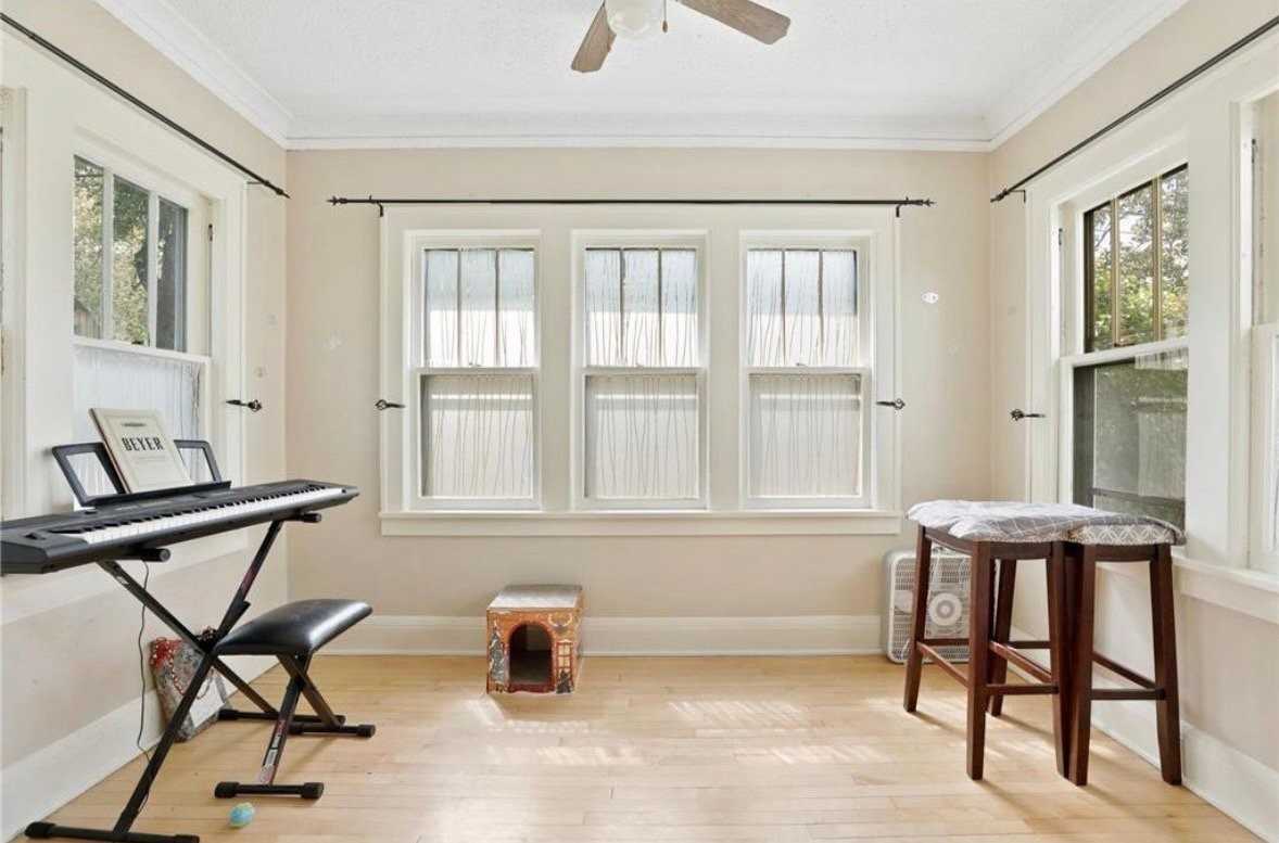 701 Sherwood Ave #701 - Photo 6 of 15