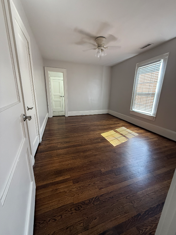 315 Hillcrest Dr - Photo 7 of 9