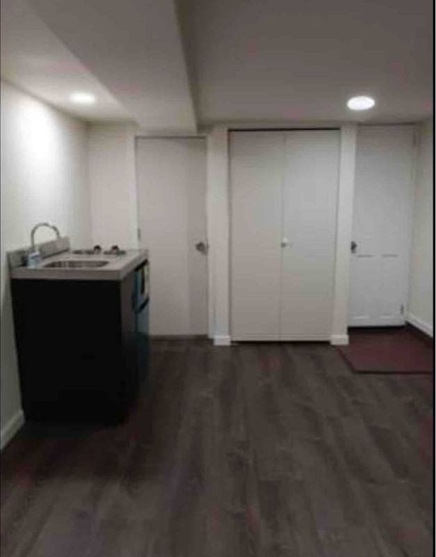 1732 Gough St #1 - Photo 4 of 5