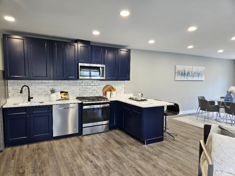 11 Waverly Pl #1 - Photo 3 of 16