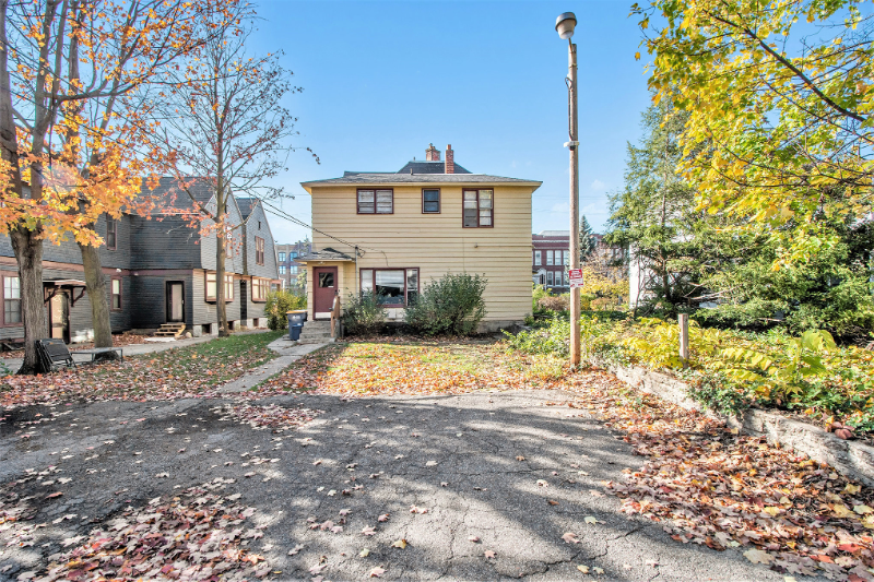 148 College Ave Ne #3 - Photo 7 of 28