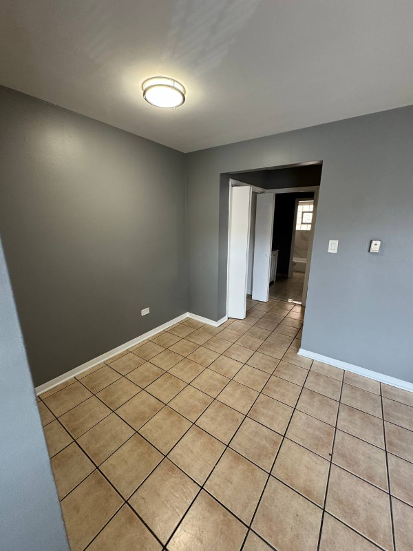 3110 W 59th St #2E - Photo 7 of 12