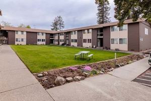 featured image of 910 E Campbell St #5