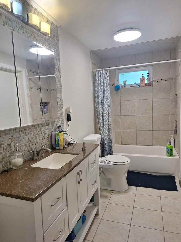 130 Christopher Ln - Photo 6 of 13