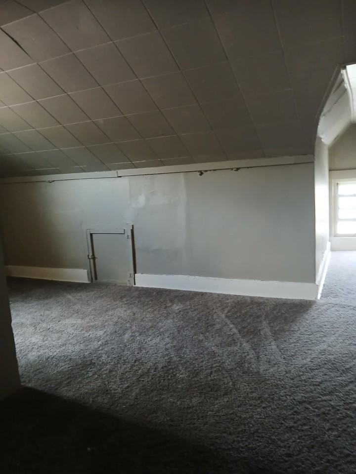 1625 3rd Ave - Photo 5 of 15