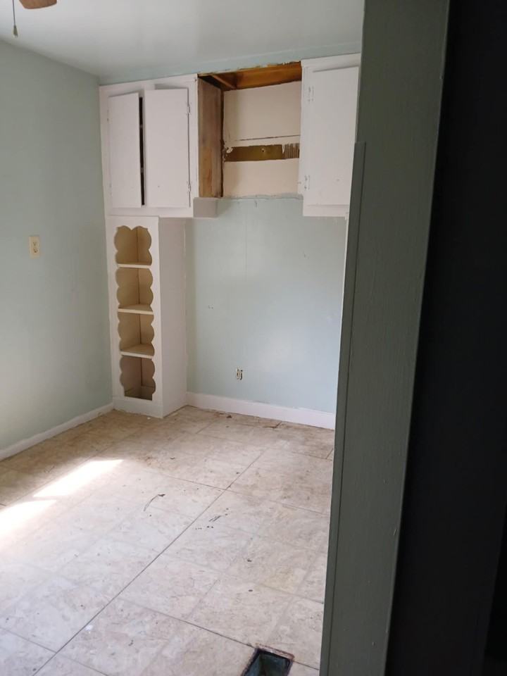 1625 3rd Ave - Photo 7 of 15