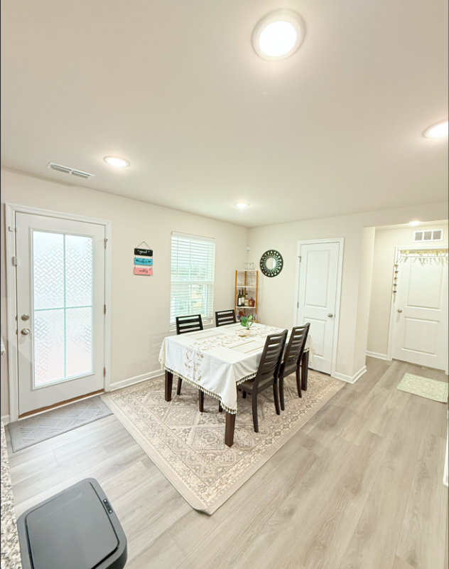 3309 Thorpe Rd - Photo 4 of 20