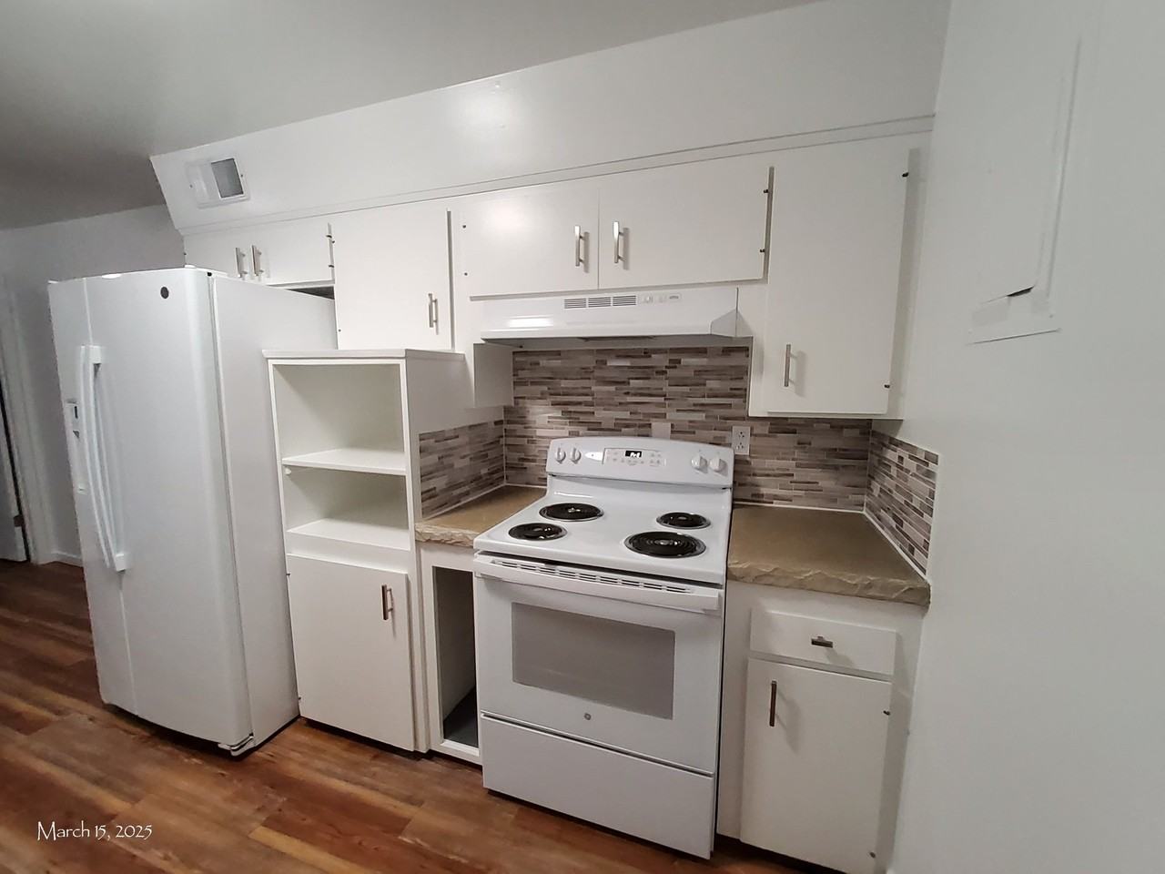 1522 Mesa St - Photo 4 of 9
