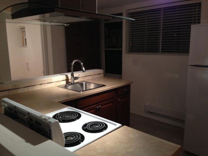 110 Burlington Street East #B - Photo 4 of 9