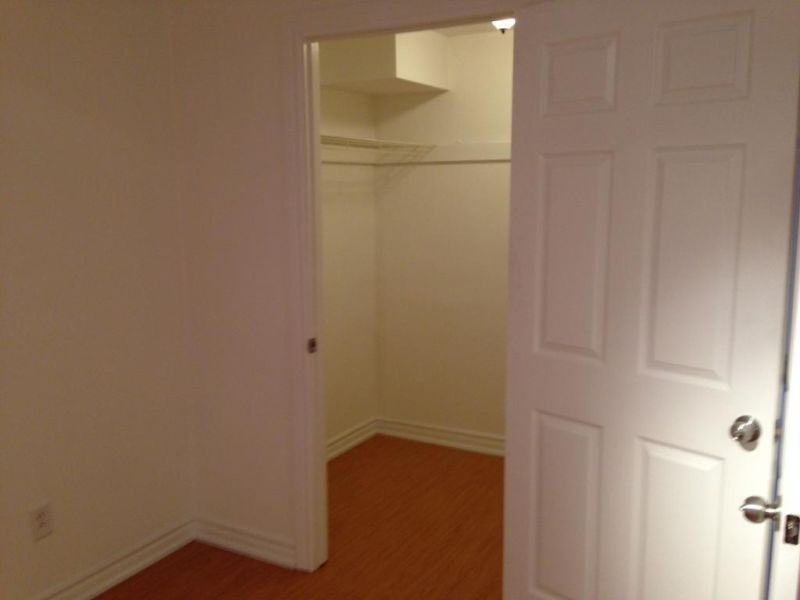 110 Burlington Street East #B - Photo 5 of 9