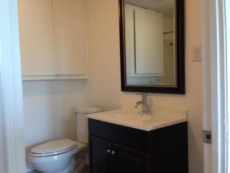 110 Burlington Street East #B - Photo 7 of 9