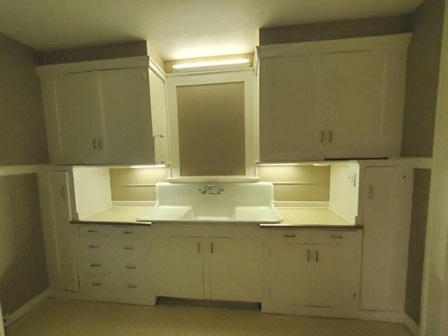 145 E Wallace Ave #1 - Photo 5 of 19