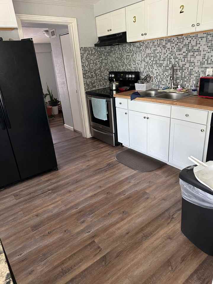 10529 Keuka Dr - Photo 2 of 13