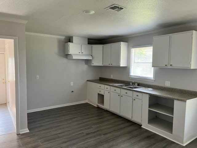 4613 Givens St - Photo 2 of 18
