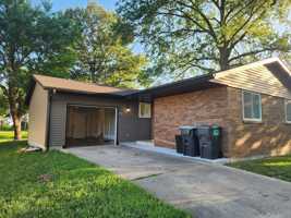 featured image of 408 Elm St