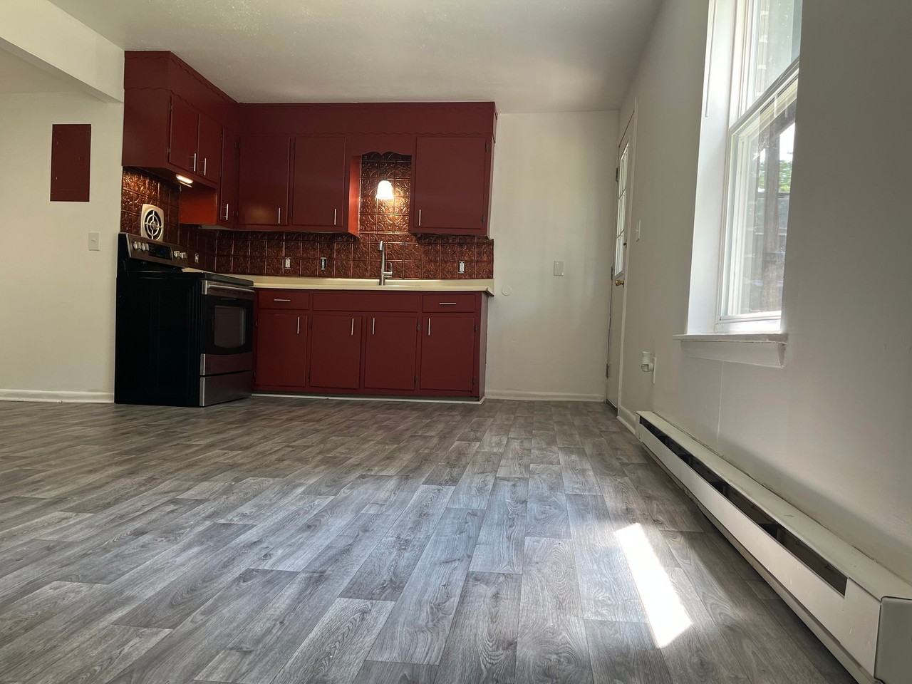 145 Hendricks Blvd #145-8 - Photo 4 of 18