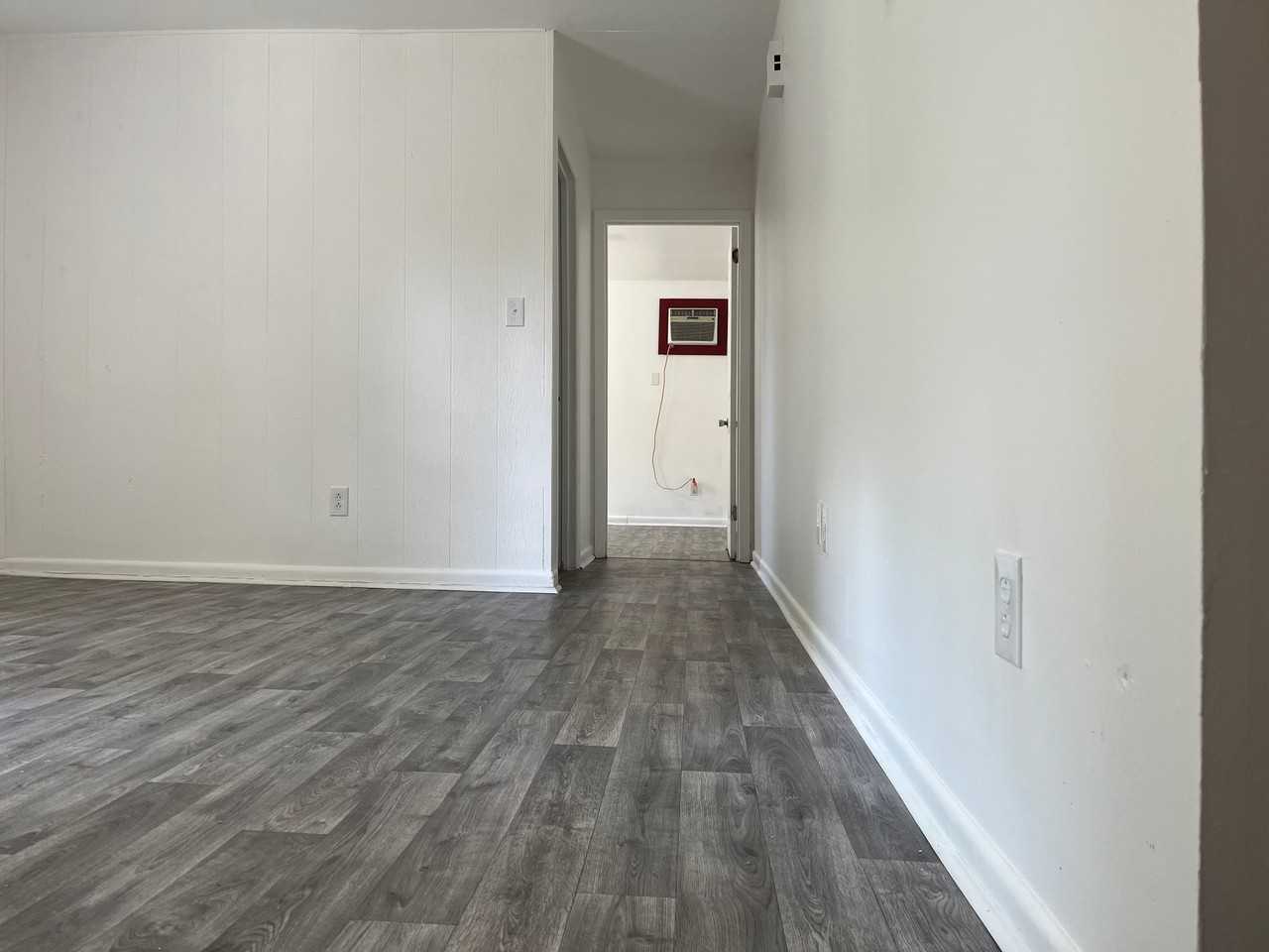145 Hendricks Blvd #145-8 - Photo 6 of 18