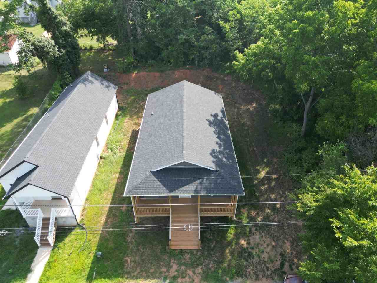 1415 Floyd St - Photo 4 of 21